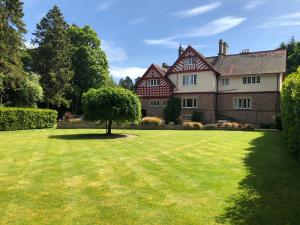 rossal house apartments