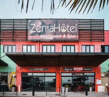 Zenia Hotel & Spa,Near Cambrai Cathedral,3 star
