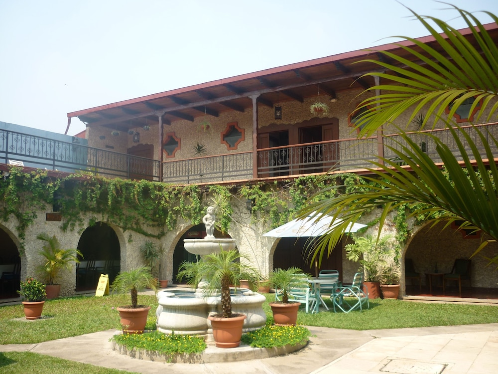 hotel del patio