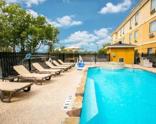 Sleep Inn & Suites New Braunfels,New Braunfels>>Bexar County,3 star