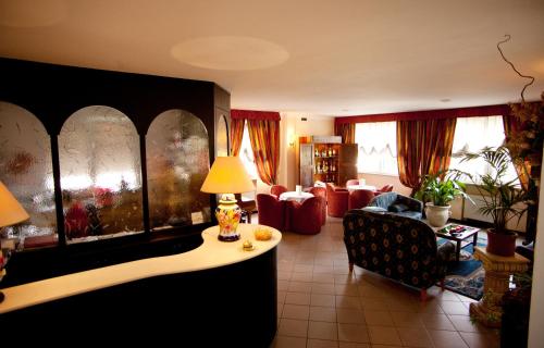 hotel mini palace country house