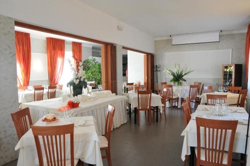 hotel mini palace country house