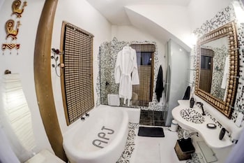 udexere eco house
