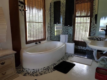udexere eco house