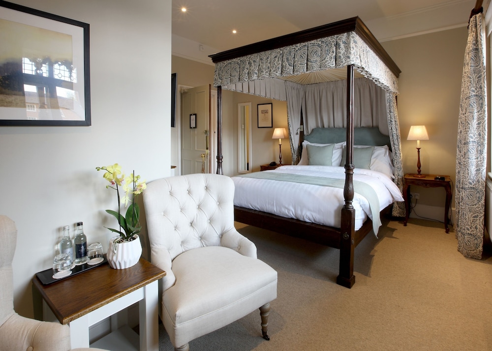 the five arrows hotel