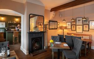 the five arrows hotel