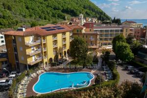 hotel bisesti