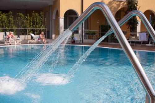 hotel bisesti
