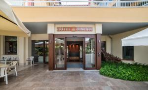 hotel bisesti