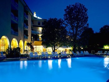 hotel bisesti