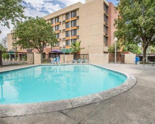 fairfield inn and suites by marriott bakersfield central