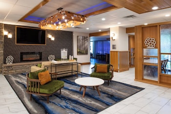 Fairfield Inn & Suites By Marriott Bakersfield Central,Kern County>>Bakersfield,3 star