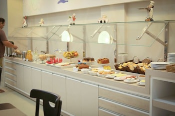green palace hotel