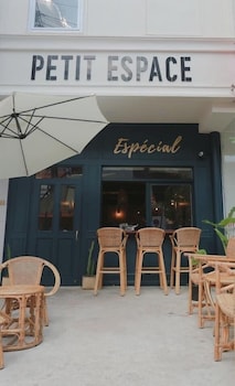 petit espace boutique hostel