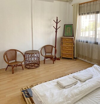 petit espace boutique hostel