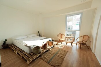 petit espace boutique hostel