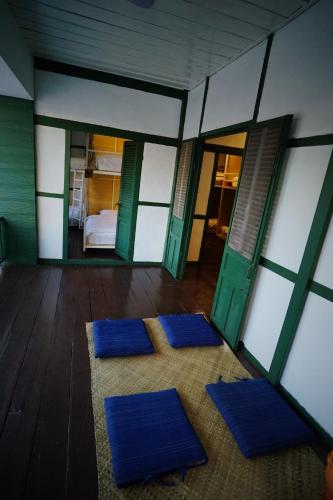 barn laos hostel