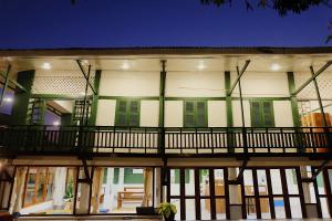 barn laos hostel