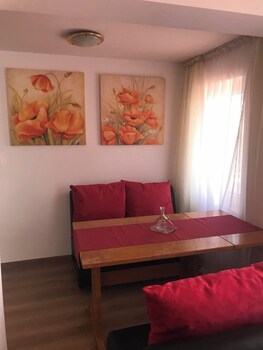 Aurora Guest House,Varna>>Golden Sands,2.5 star