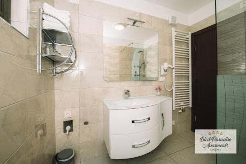 bled paradise apartments