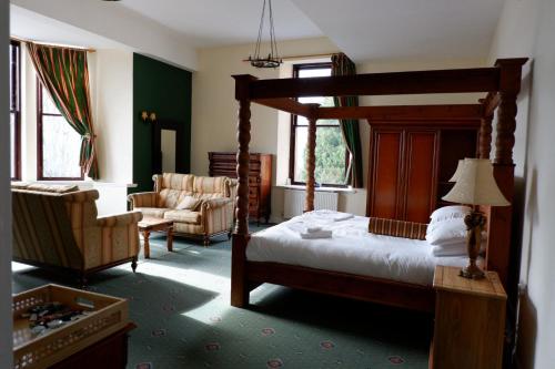 broomhall castle hotel