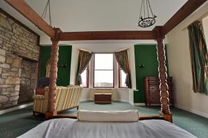 broomhall castle hotel