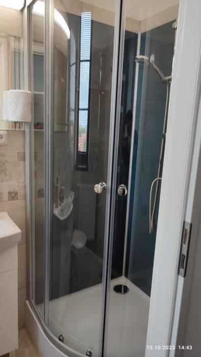 villa homestay nad helmrovkou
