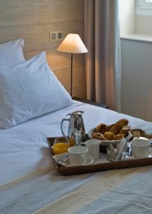 hotel les costans the originals relais