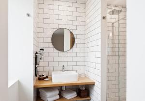 hotel les costans the originals relais