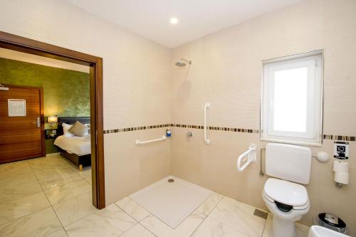 south wind guesthouse