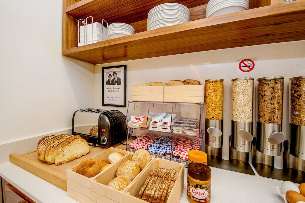 south wind guesthouse