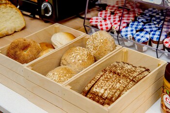 south wind guesthouse