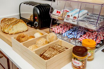 south wind guesthouse