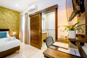 south wind guesthouse