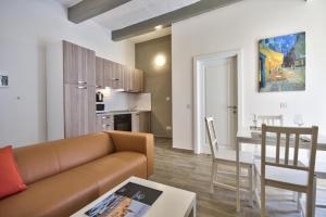 tritoni borgo suites valletta