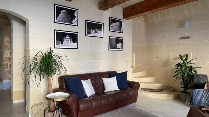 fiftyfour west boutique living