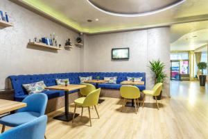 city avenue hotel by hmg