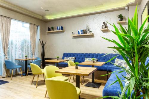 city avenue hotel by hmg