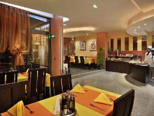 city avenue hotel by hmg