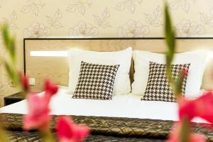 city avenue hotel by hmg