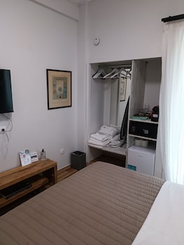 ulysses apartments acropolis