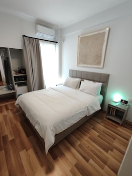 ulysses apartments acropolis