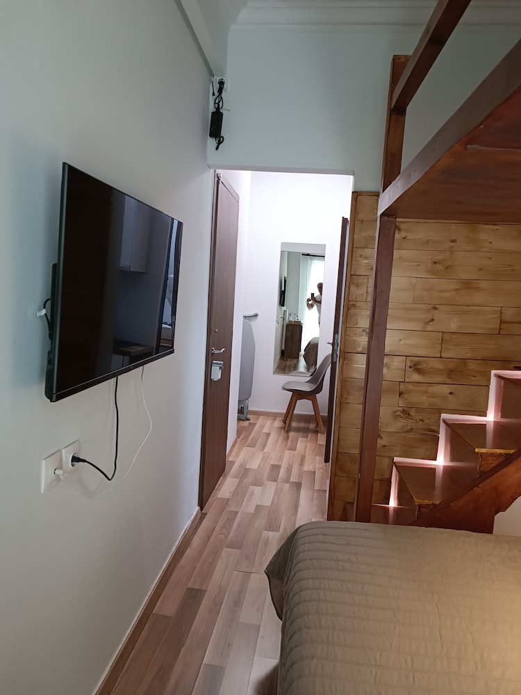 ulysses apartments acropolis