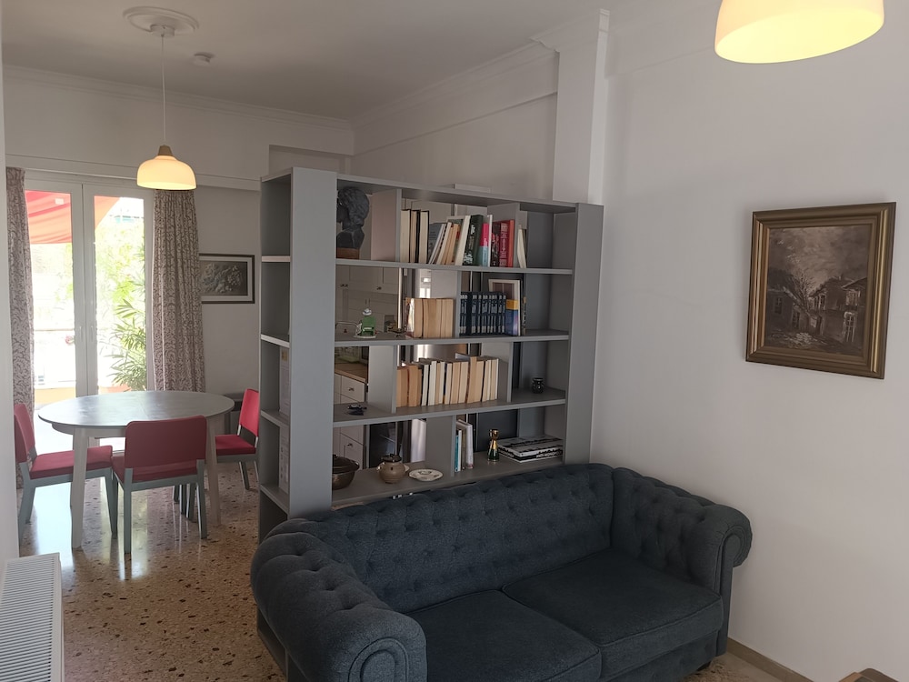 ulysses apartments acropolis