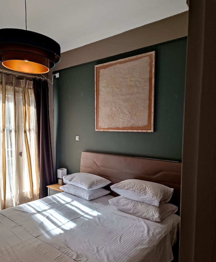 ulysses apartments acropolis