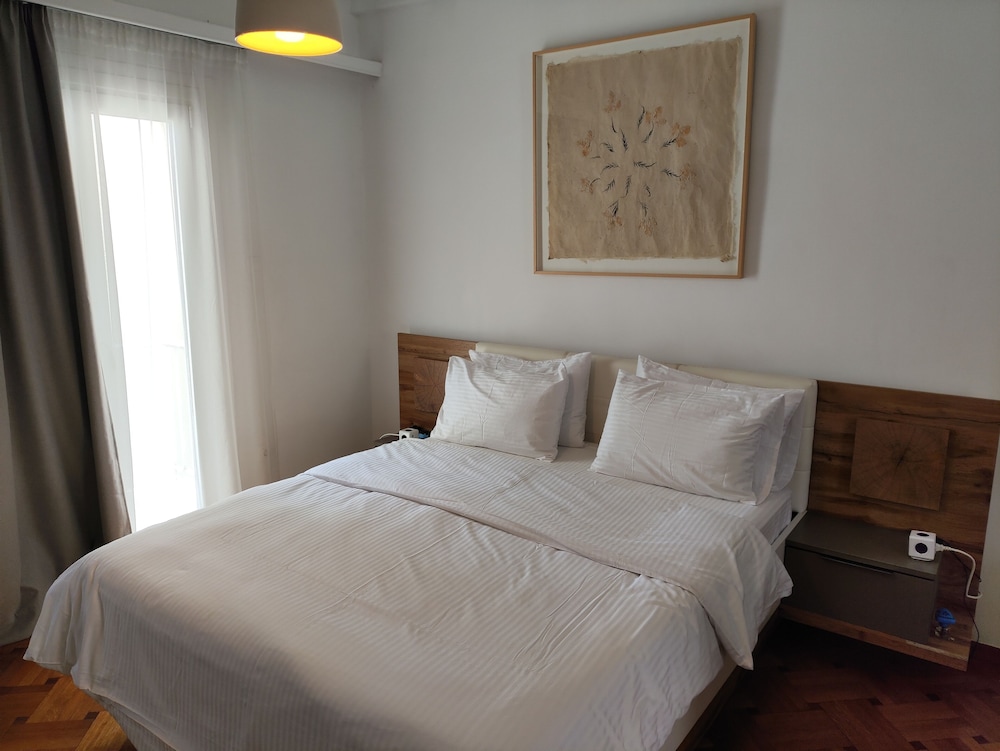 ulysses apartments acropolis