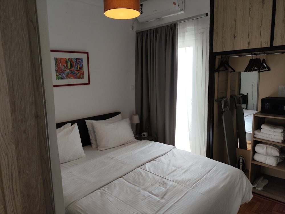 ulysses apartments acropolis