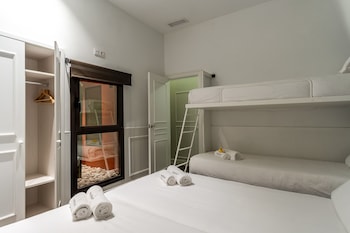enjoybcn tallers apartment