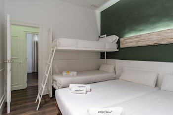 enjoybcn tallers apartment