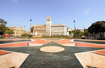 enjoybcn tallers apartment